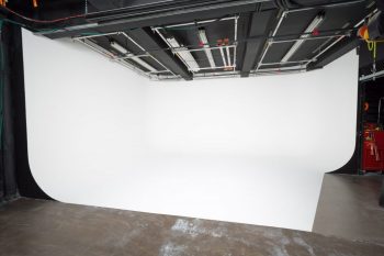 cyclorama-u-shape-2-corners
